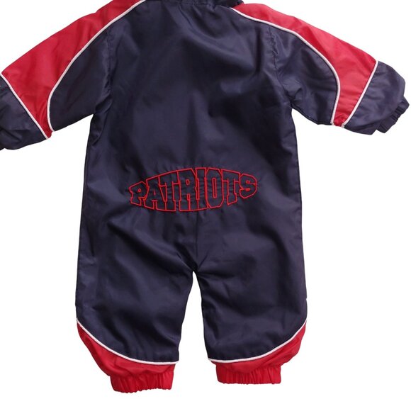 NFL New England Patriots Lightweight Rainsuit 0-3 Months - Picture 9 of 10